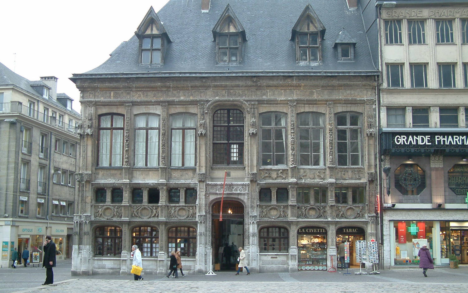 Rouen Place Cathédrale